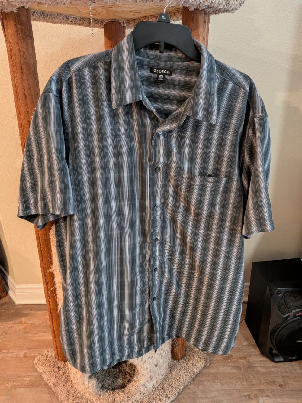 Men's button up